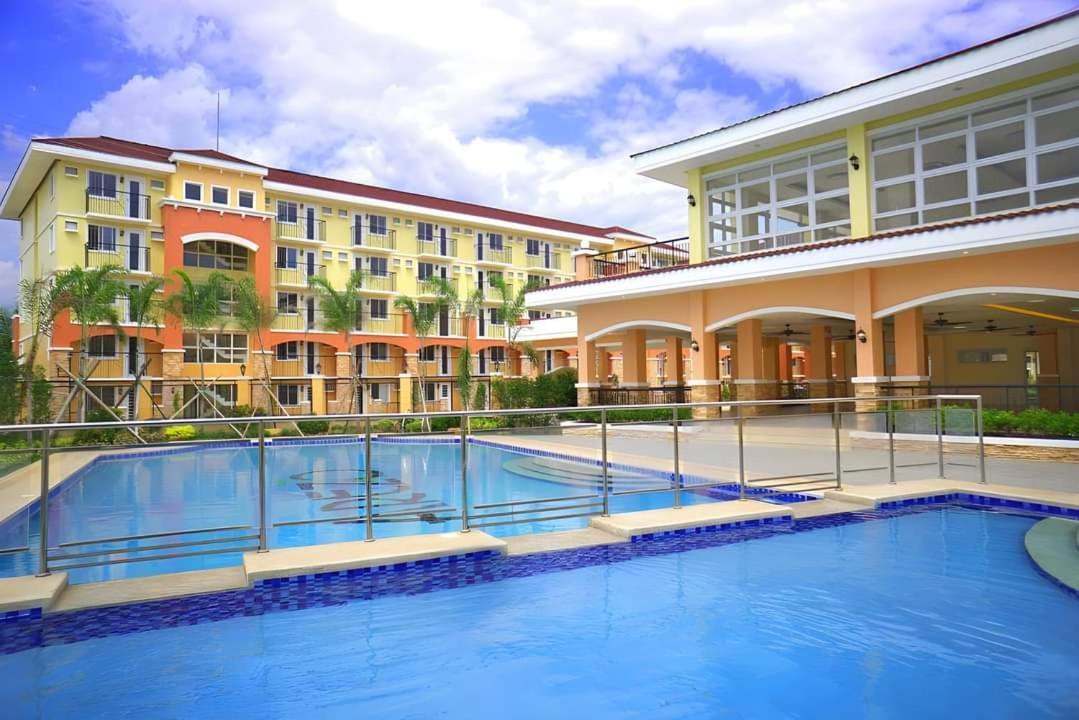 Ar02 1Bedroom Condo Unit With Free Pool, Hbo, Netflix & Wifi Davao City Екстериор снимка