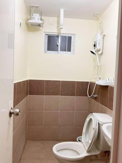 Ar02 1Bedroom Condo Unit With Free Pool, Hbo, Netflix & Wifi Davao City Екстериор снимка